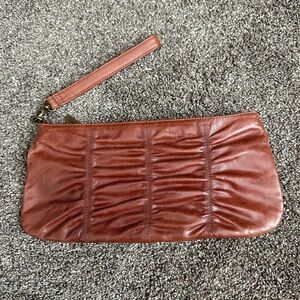 HOBO International Vintage Brown Ruched Leather Wristlet Clutch EUC